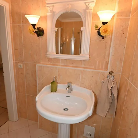 Rhodos Apartamento *